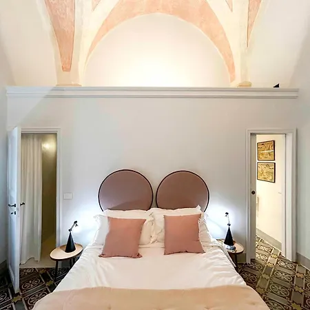 بيت ضيافة Palazzo Saetta 4*