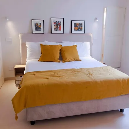 Palazzo Saetta Guest house *