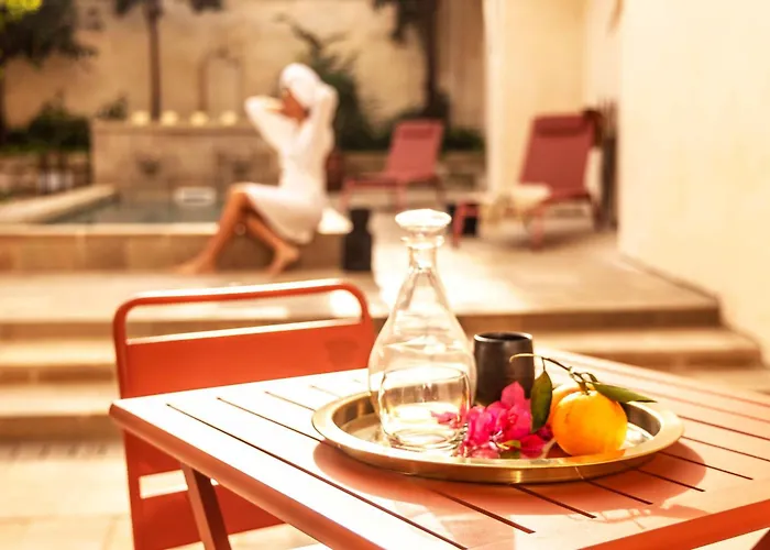 بيت ضيافة Palazzo Saetta 4*